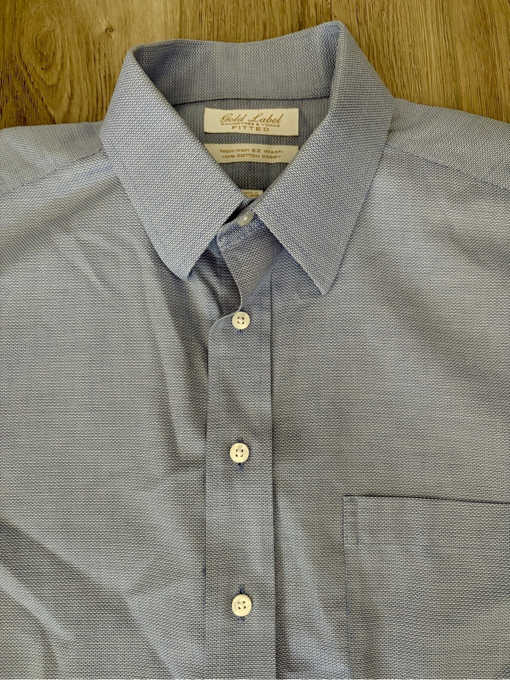 Gold Label Roundtree and Yorke Fitted Men’s Dress Shirt - Light Blue